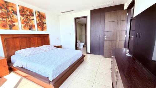 Puerto Santa Ana Apartamento | Bellini 3, Puerto Santa Ana, Suite Ejecutiva con vista, lavadora, secadora, wiffi
