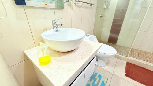 Puerto Santa Ana Apartamento | Bellini 3 suite de lujo, piso 5, piscina, gym, wiffi, 1 parqueadero