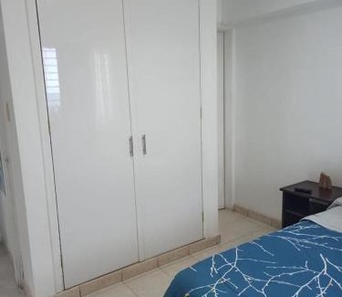 Lecheria Apartamento | Bello Apartamento en Playa Lido, lechería