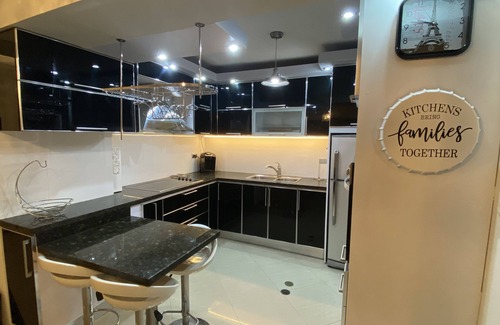 Lecherías Apartamento | Bello y Moderno Apartamento con Piscina - 2habitaciones y 2baños - Lechería