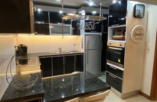 Lecherías Apartamento | Bello y Moderno Apartamento con Piscina - 2habitaciones y 2baños - Lechería