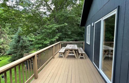 Roxbury Casa | Bellwood Cottage 8-14min to all Roxbury Wed Venues
