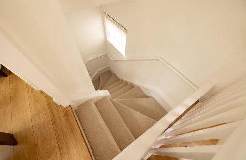 Upper Town Casa | Belmont House