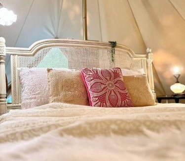 Lake Oconee Otro | Beloved Cabin - Bell Tent 1 - Romance Bell