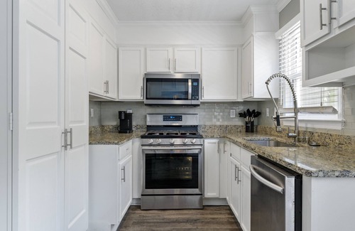 West End Casa | Beltline Living in the heart of Historic West End! by RedAwning