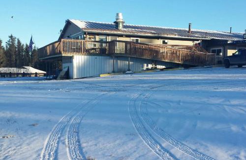 Homer Hotel | Beluga Lake Lodge