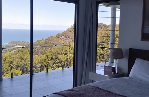 Korora Casa | Belvedere, cleverly designed with magnificent panoramic views from every room in the house.