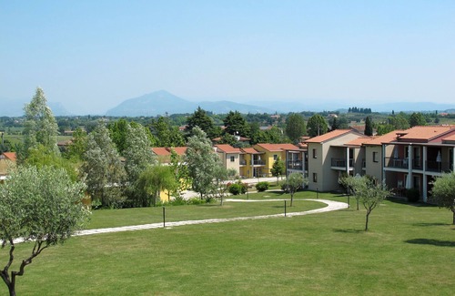 Cavalcaselle Apartamento | Belvedere Village by Interhome