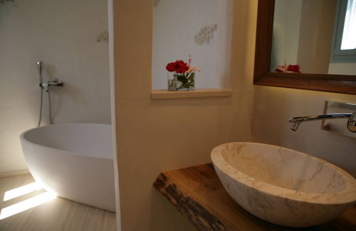 Mykonos Hotel | Belvedere Waterfront Villa & Suites - The Leading Hotels of the World