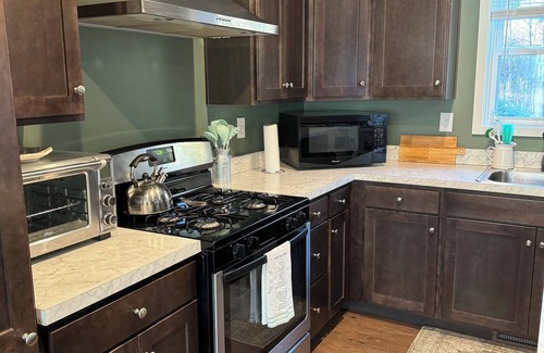 Green Mountains Casa | Belvidere Mountain Vista - Near Jay Smuggs Stowe Long Trail, Pet OK, Easy Access, Flexible Check-In!