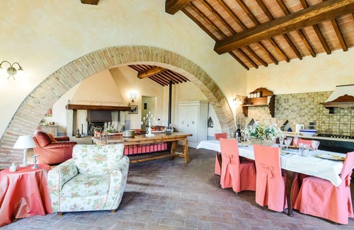 Il Poggio Casa | Belvilla by OYO Macetona - Archi