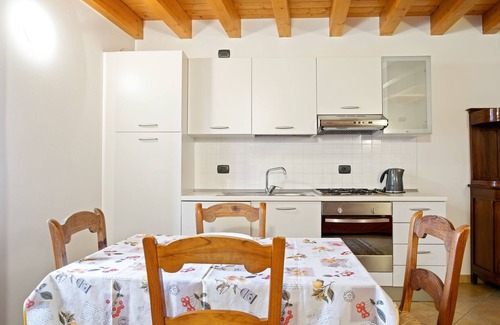 Pesina Spezie Villa | Hermosa mansión en Pesina, Spezie cerca del lago