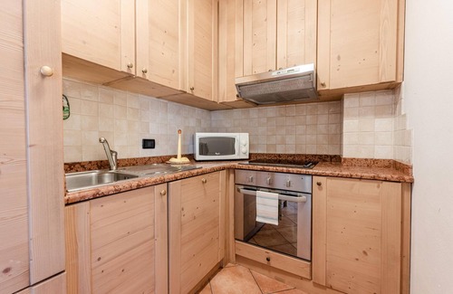Almazzago Apartamento | Auténtico apartamento en Commezzadura con jardín