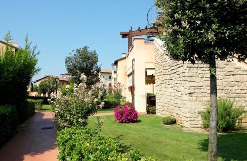 San Benedetto di Lugana Apartamento | Belvilla by OYO Garda Resort B4 1P Sup