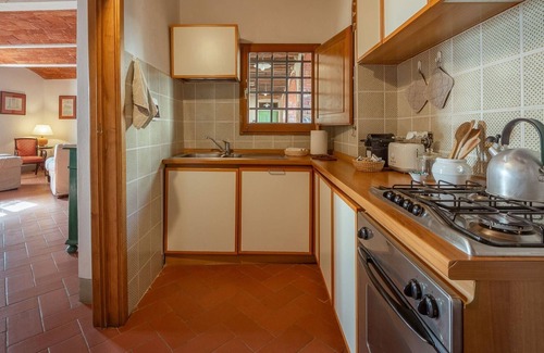 Reggello Villa | Pueblo antiguo con piscina
