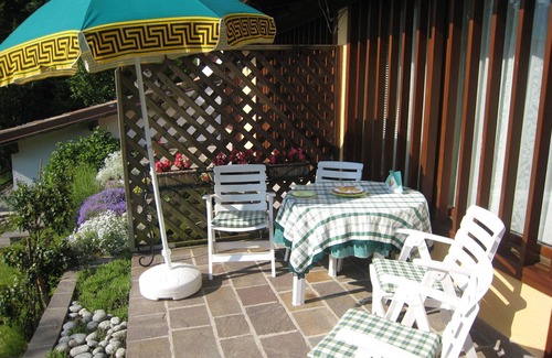 Anfo Apartamento | Apartamento al lado del lago en Anfo con terraza privada