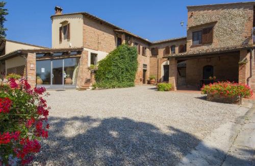 Castelfiorentino Casa | Belvilla by OYO Beautiful Farmhouse with Garden