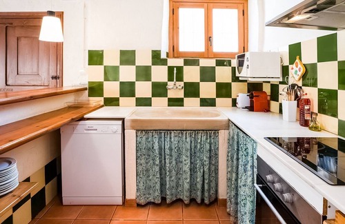 Pira Cabaña | Preciosa casa de campo en Pira Catalunya con jardín privado