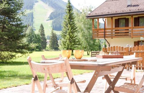 Pera Chalet De Esquí | Espacioso chalet con jardín cerca de la zona de esquí en el Tirol