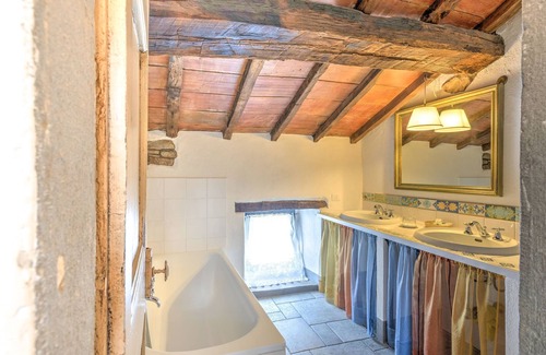 San Godenzo Casa | Casa de vacaciones aislada en San Godenzo con piscina