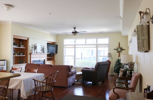 Bemus Point Condominio | Bemus Bay Condo Columbian C101