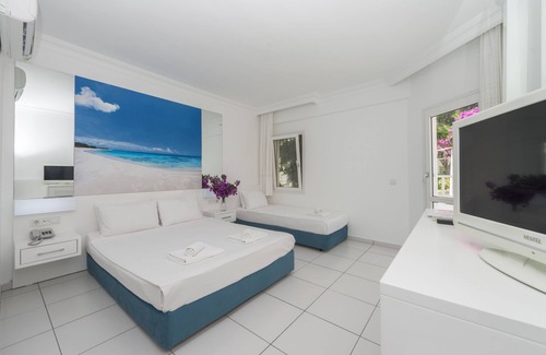 Dagbelen Hotel | Bendis Beach Hotel