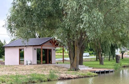 Csepreg Apartamento | Bene- hegyi apartmanok
