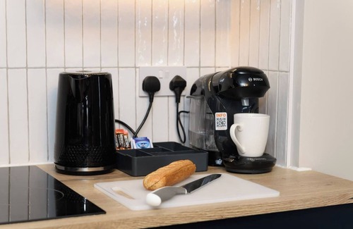 Plasnewydd Apartamento | Benjamin Suite by Koya Homes -City Centre Location