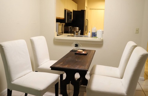 Greenview Shores Apartamento | Benjamin T-House2/2.5 town House, 3 beds, in horse country Wellington