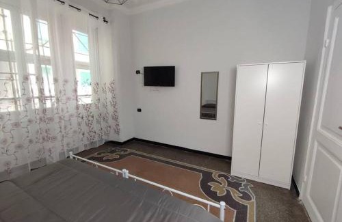 Sestri Ponente Apartamento | Benny appartamento 3 CAMERE DA LETTO ad uso ESCLUSIVO Genova Aeroporto