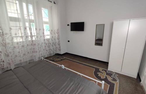 Sestri Ponente Apartamento | Benny appartamento 3 CAMERE DA LETTO ad uso ESCLUSIVO Genova Aeroporto