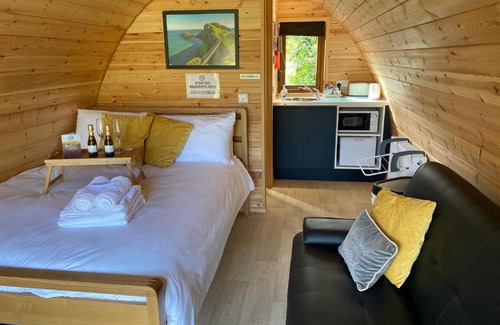 Limavady Otro | Benone Getaways- 'Carrick-A-Rede' Luxury Glamping Pod- with Hot Tub
