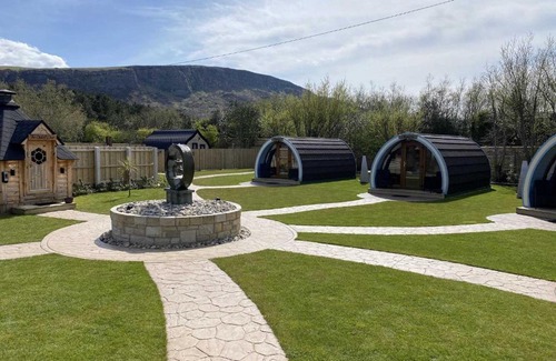 Limavady Otro | Benone Getaways- 'Carrick-A-Rede' Luxury Glamping Pod- with Hot Tub