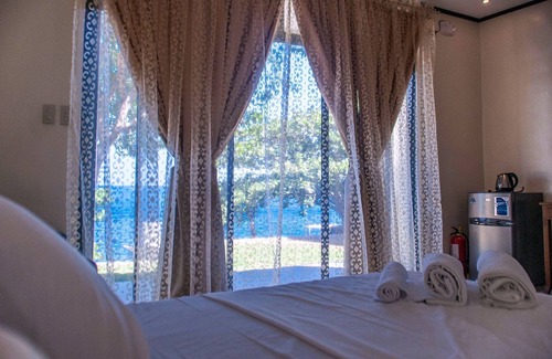 Mabini Hotel | Bentrina Diving Resort