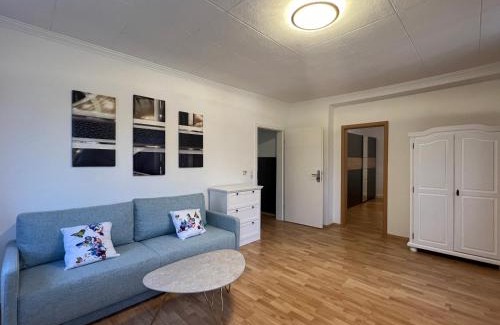 Hochheide Apartamento | Bequemes Zimmer in moderner Unterkunft My Pension Duisburg