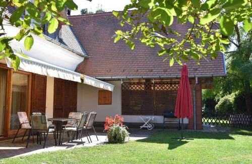 Balatonbereny Casa | Berek Ház