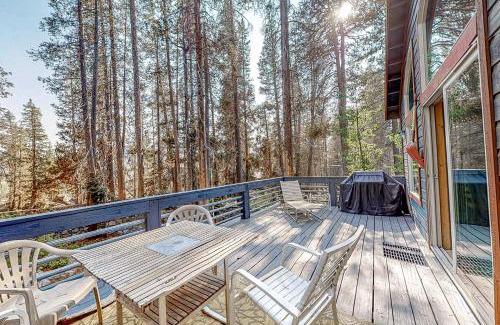 Soda Springs Casa | Berg Hytte
