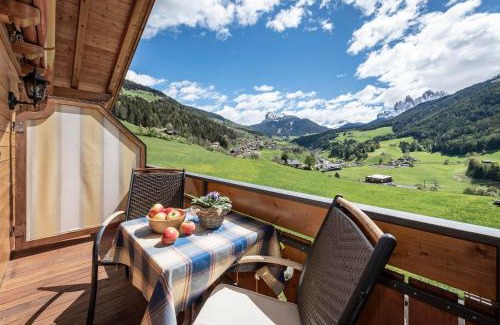 Funes Apartamento | Bergblick App Lärche