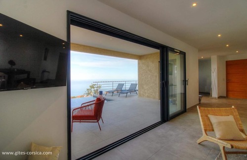 Sari-Solenzara Villa | Bergerie, Panoramic sea view, Heated pool, Gr20 access