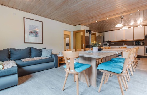 Fusch an der Grossglocknerstrasse Casa | Bergfried by Interhome