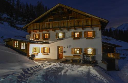 Umhausen Cabina | Berghütte Schöpf