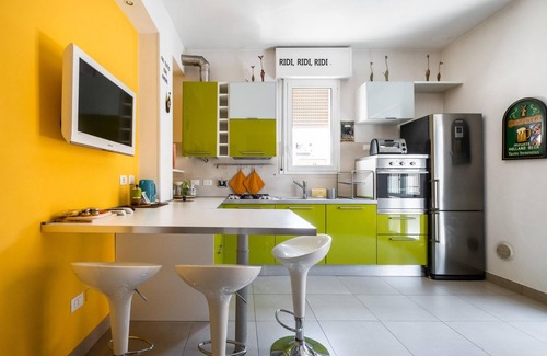 Saragozza-Porto Apartamento | Bergonzoni Modern Apartment by Wonderful Italy