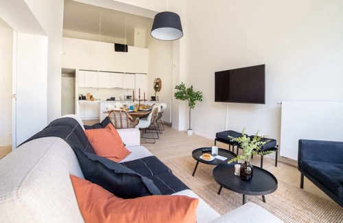 Saint-Josse-ten-Noode Apartamento | Beriot II - Tres Habitaciones Piso, Capacidad 8