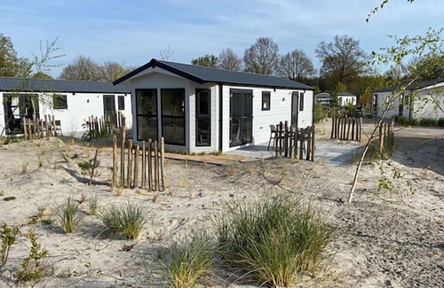 Biddinghuizen Casa | Berkel 4 by Interhome