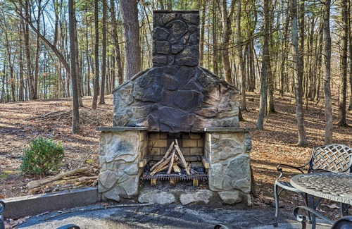 Berkeley Springs Apartamento | Berkeley Springs Haven w/ Sleepy Creek Access!