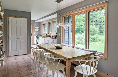Becket Casa | Becket Home de lujo en 11 acres W / Swimming Pond!