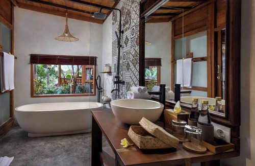 Singakerta Cabina | Berlima Wooden Lodge by Pramana Villas