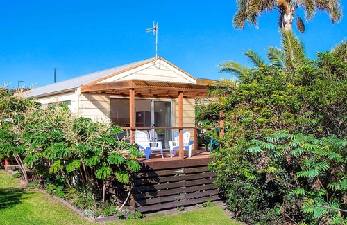 Bermagui Casa | Bermagui Bay Beach House. Bungalow in the Heart of Bermagui