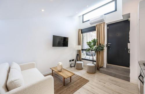 Hispanoamerica Apartamento | Bernabeu Roof Apartment in Madrid