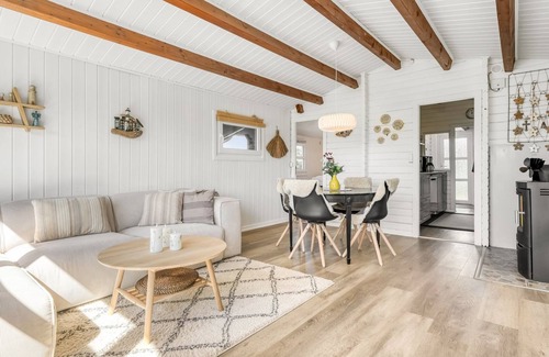 Floutrup Casa | "Berner" - 500m to the fjord by Interhome